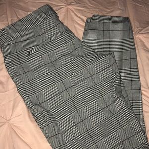 Express Capri Dress Pants